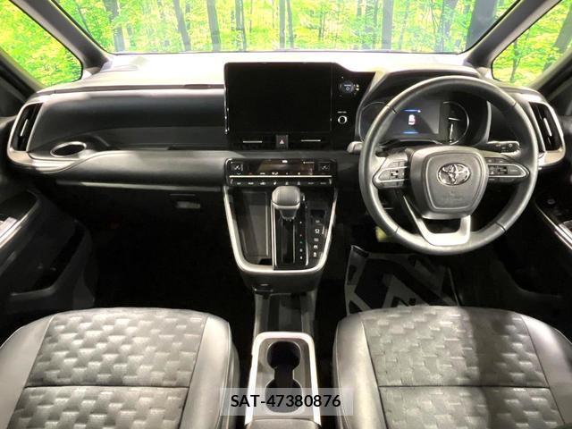 Toyota VOXY 2024-06 8285203-1