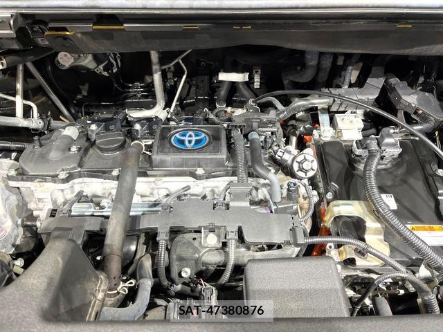 Toyota VOXY 2024-06 8285203-18