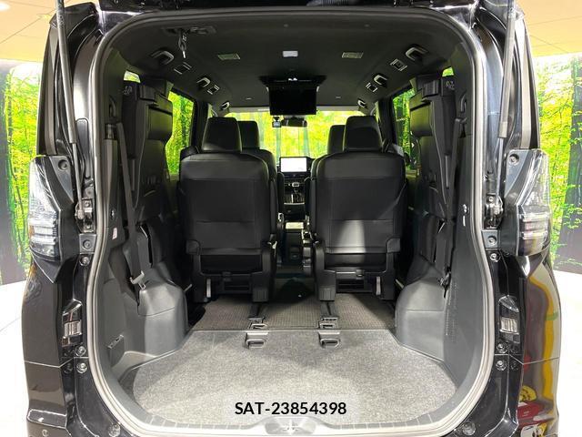 Toyota VOXY 2024-06 8285211-11