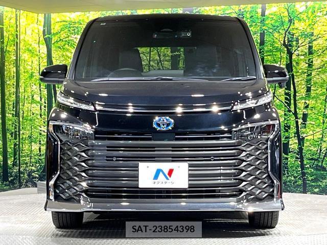 Toyota VOXY 2024-06 8285211-14