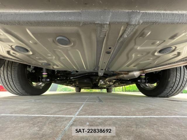 Toyota VOXY 2025-07 8285359-18