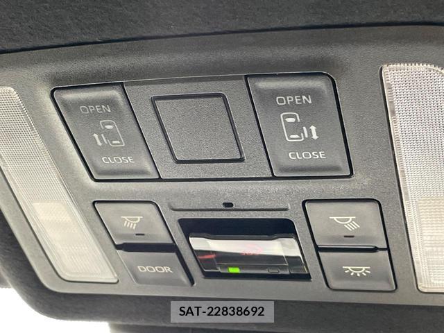 Toyota VOXY 2025-07 8285359-5