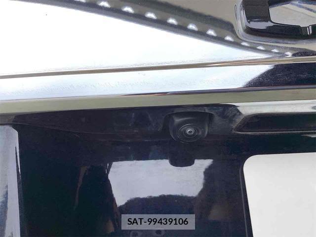 Toyota VOXY 2018-01 8285398-14