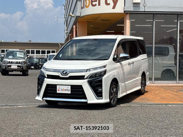 Toyota VOXY 2019-05 8285413-11