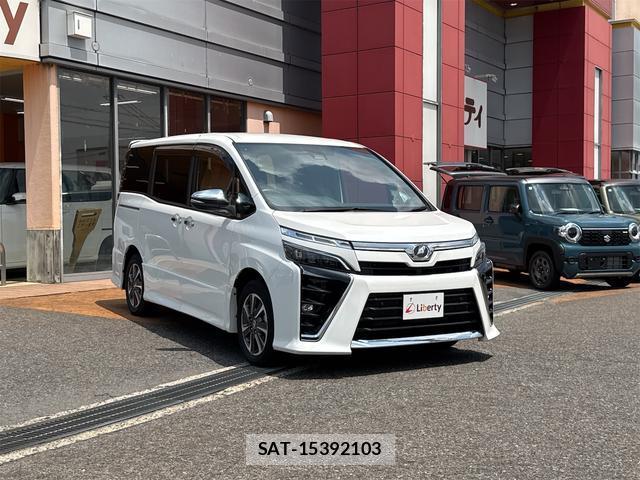 Toyota VOXY 2019-05 8285413-13