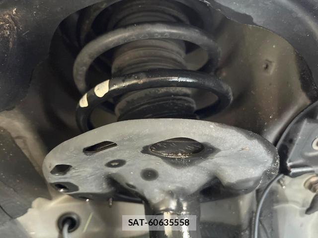 Toyota VOXY 2020-01 8285458-19