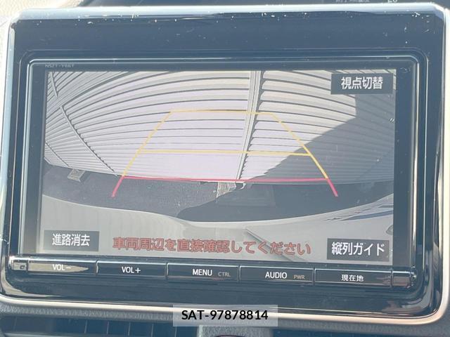 Toyota VOXY 2016-09 8285491-3
