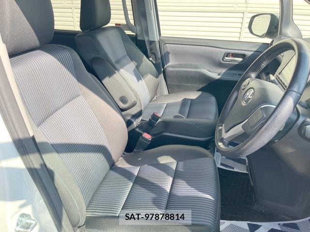 Toyota VOXY 2016-09 8285491-6