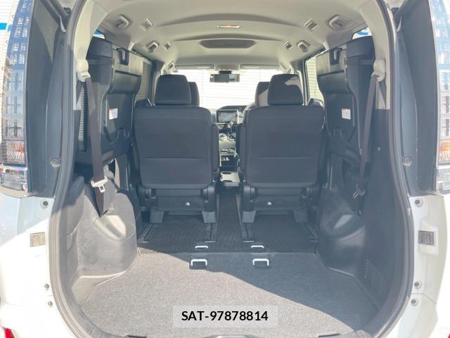 Toyota VOXY 2016-09 8285491-9