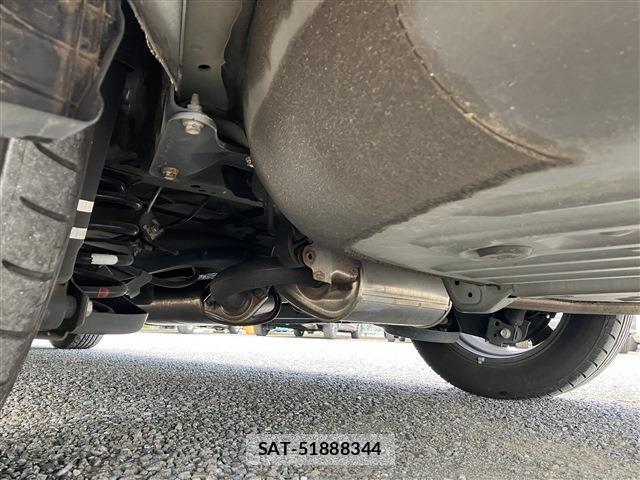 Toyota VOXY 2018-07 8285843-15