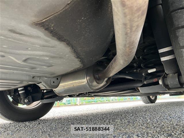 Toyota VOXY 2018-07 8285843-16