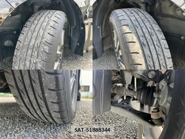 Toyota VOXY 2018-07 8285843-8