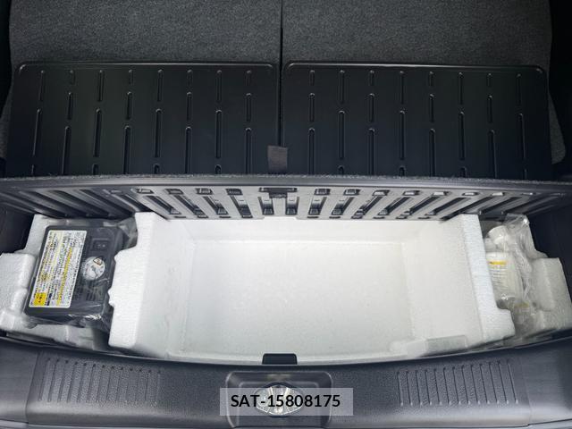 Suzuki WAGON R 2021-10 8284101-10