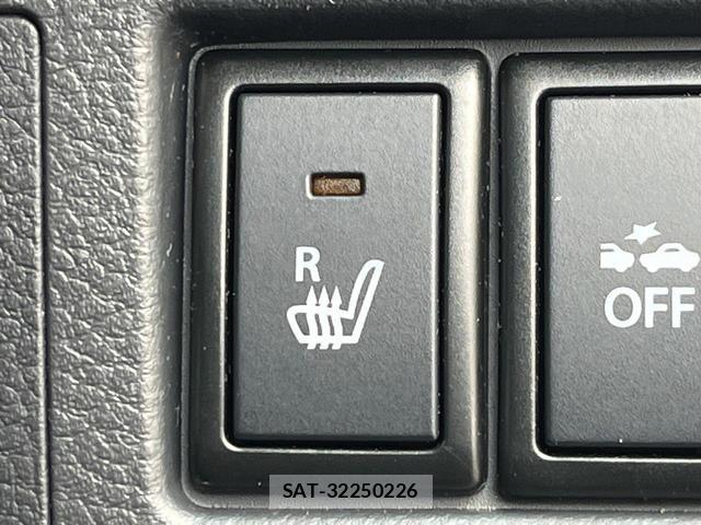 Suzuki WAGON R 2015-12 8279586-7