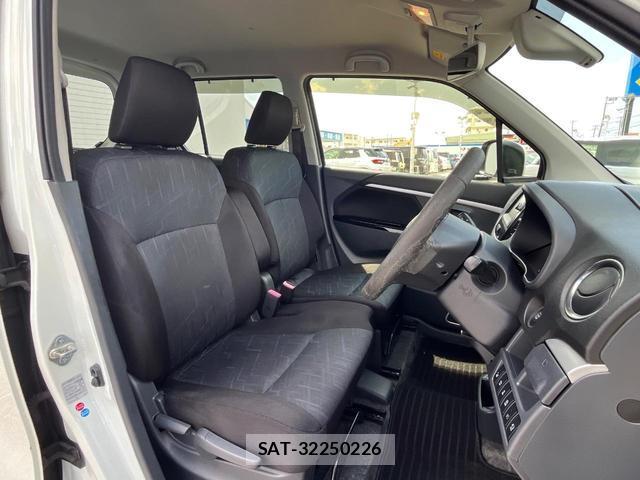 Suzuki WAGON R 2015-12 8279586-8