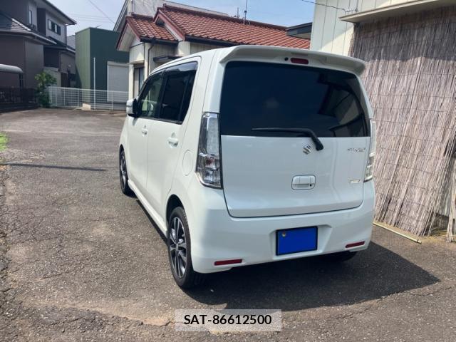 Suzuki WAGON R 2013-09 8279935-13