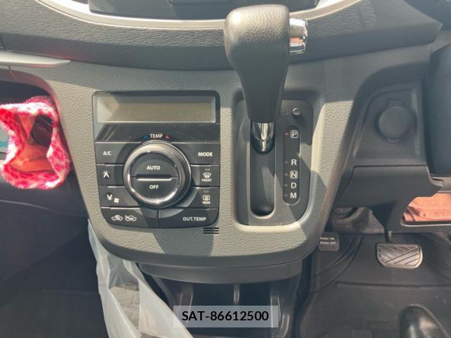 Suzuki WAGON R 2013-09 8279935-18