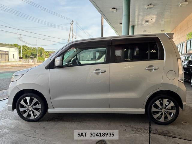 Suzuki WAGON R 2011-11 8283376-4
