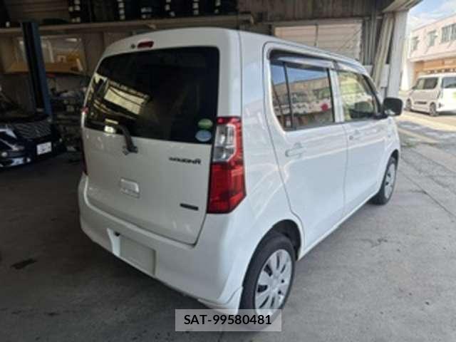 Suzuki WAGON R 2013-06 8277549-1