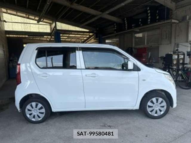 Suzuki WAGON R 2013-06 8277549-13
