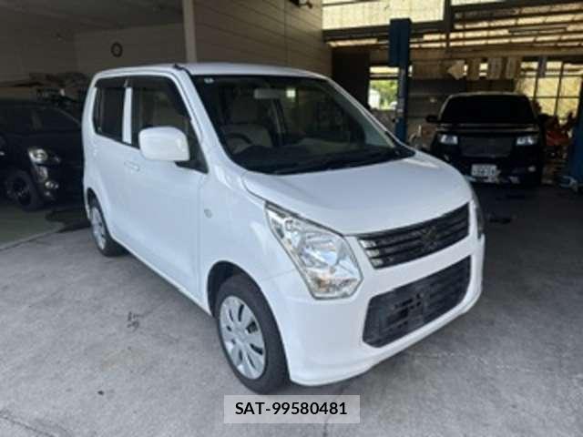 Suzuki WAGON R 2013-06 8277549-3