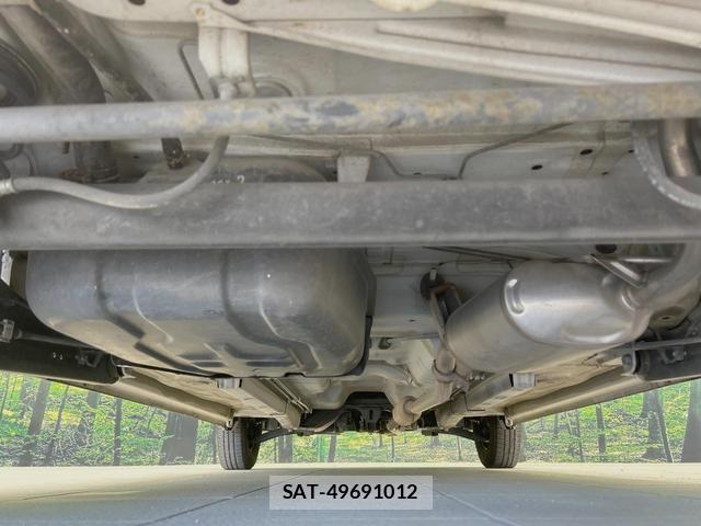 Suzuki WAGON R 2012-07 8279123-18