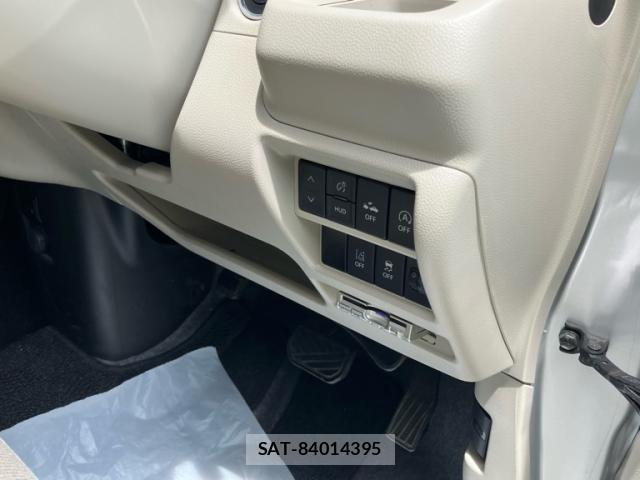 Suzuki WAGON R 2018-09 8279552-5