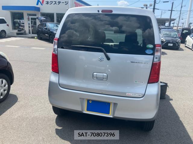Suzuki WAGON R 2016-08 8279555-12