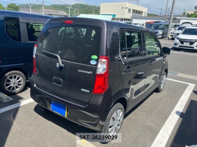 Suzuki WAGON R 2014-11 8279557-12