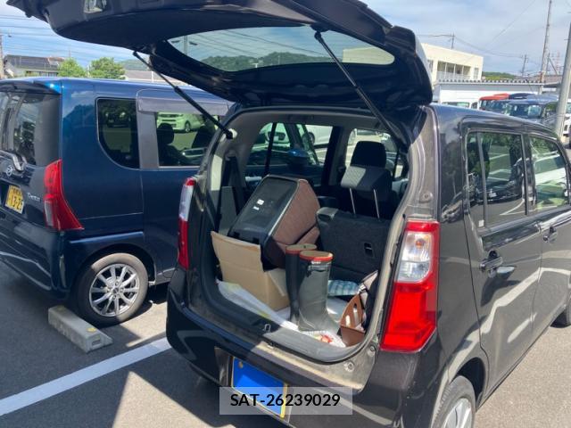 Suzuki WAGON R 2014-11 8279557-4