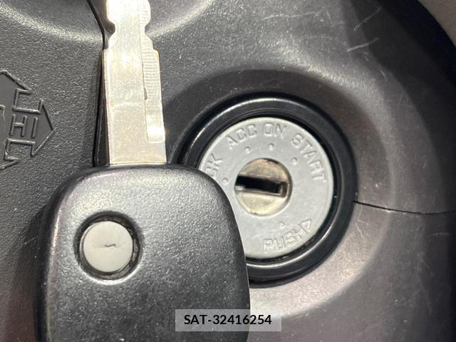 Suzuki WAGON R 2009-08 8280122-5