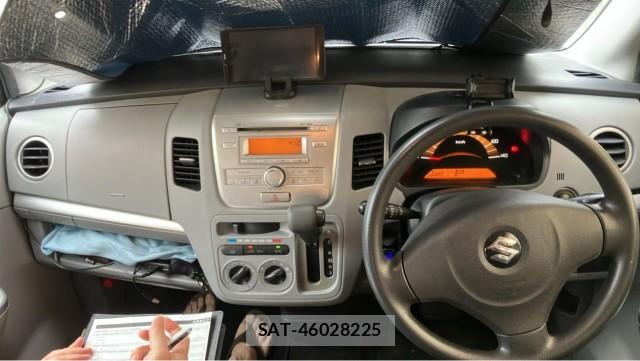 Suzuki WAGON R 2009-02 8281355-2