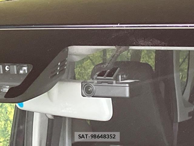 Suzuki WAGON R 2019-06 8282837-6