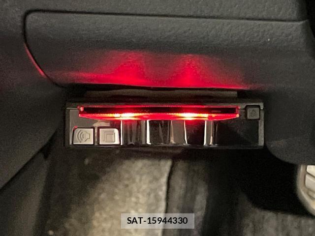 Suzuki WAGON R 2015-07 8283781-4