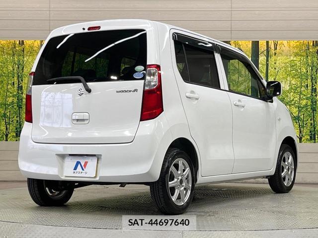 Suzuki WAGON R 2016-06 8284019-16