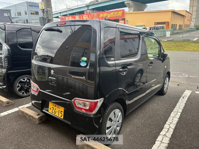Suzuki WAGON R 2020-08 8284222-3