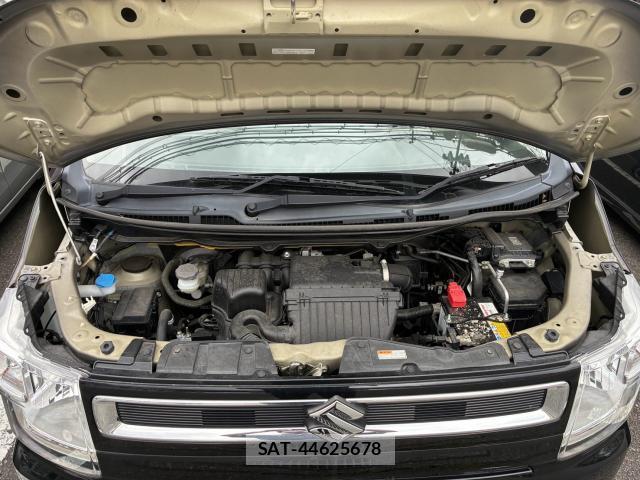 Suzuki WAGON R 2020-08 8284222-7