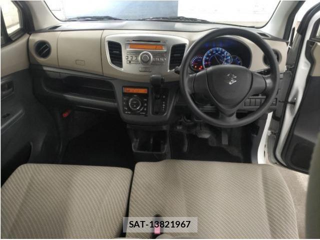 Suzuki WAGON R 2013-06 8284792-2
