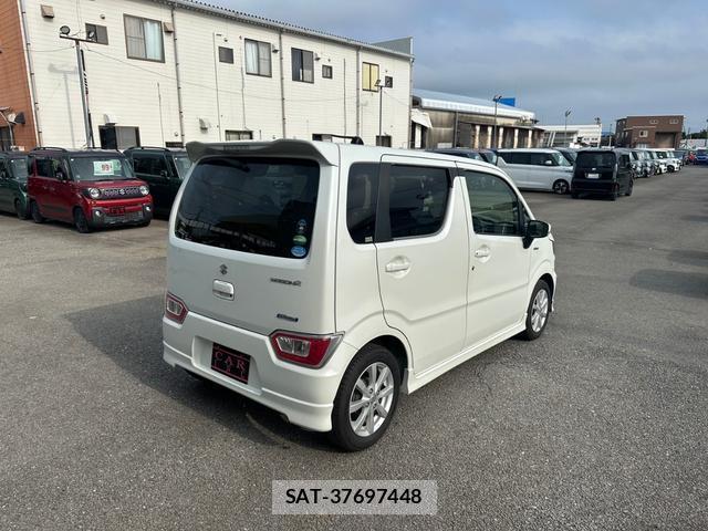 Suzuki WAGON R 2018-02 8285512-6