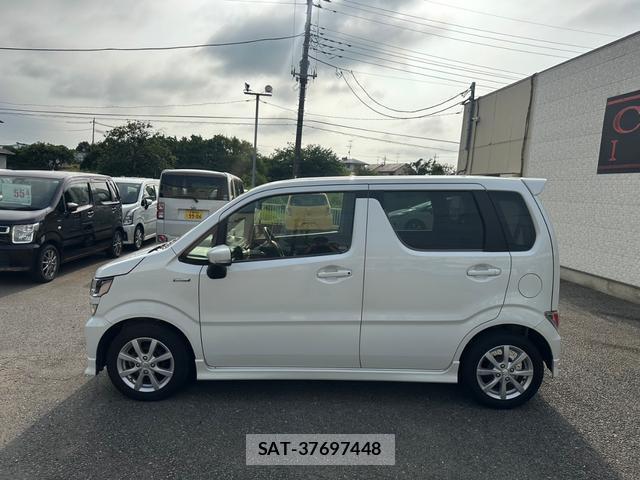 Suzuki WAGON R 2018-02 8285512-9