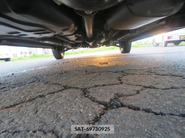 Suzuki WAGON R 2014-03 8285647-8