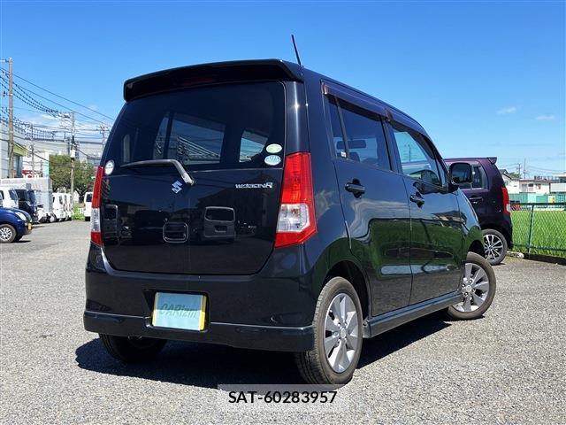 Suzuki WAGON R 2011-10 8285846-1