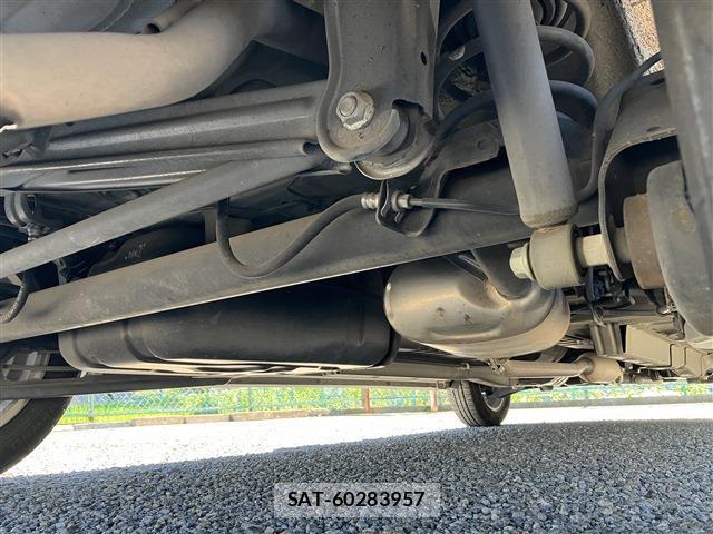 Suzuki WAGON R 2011-10 8285846-14