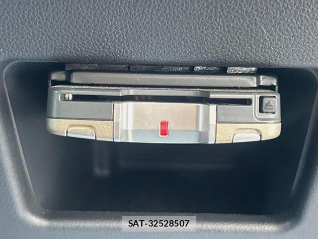Daihatsu WAKE 2018-09 8279326-3