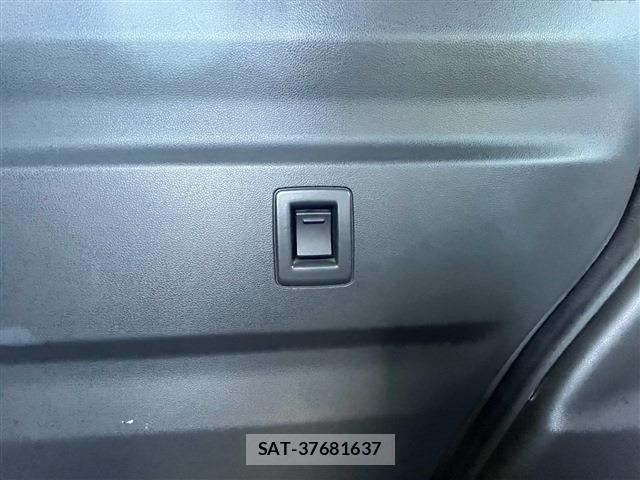 Daihatsu WAKE 2018-09 8280244-11