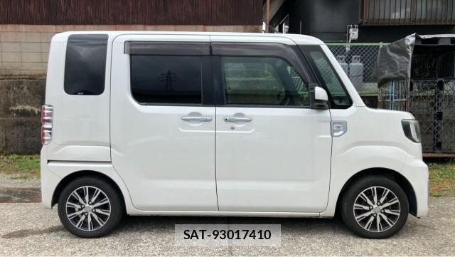 Daihatsu WAKE 2016-01 8280702-3