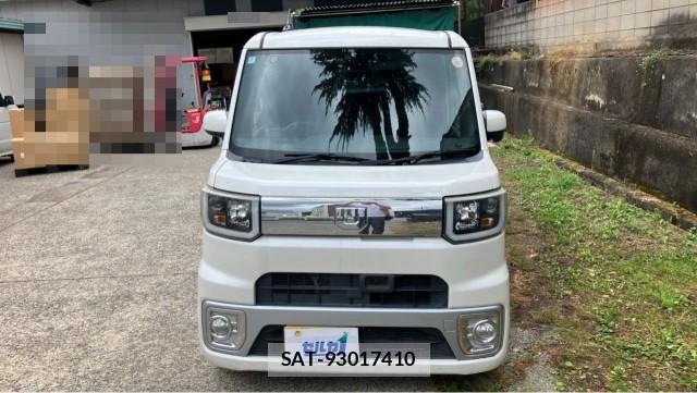 Daihatsu WAKE 2016-01 8280702-9