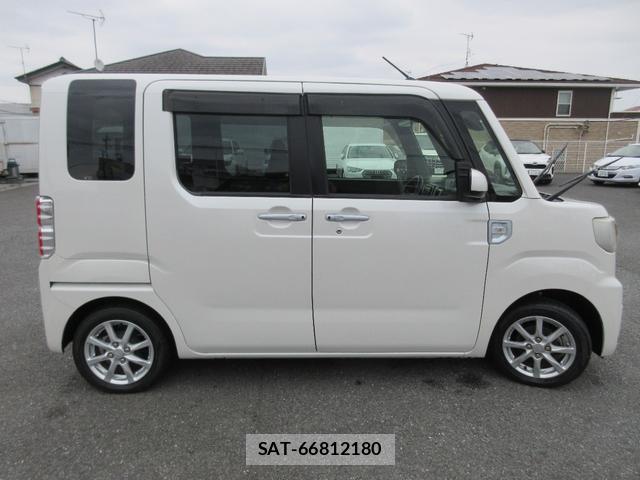 Daihatsu WAKE 2017 8282543-4