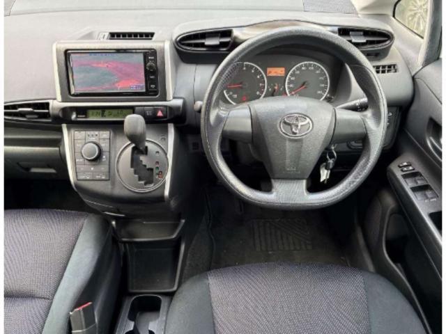 Toyota WISH 2015-07 8278306-2