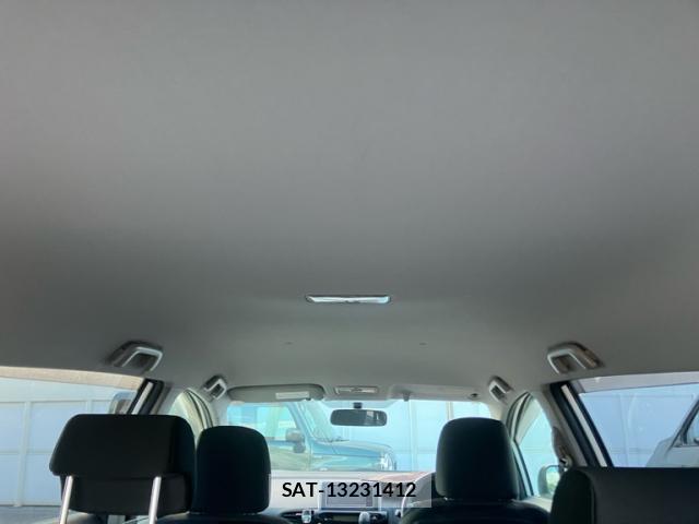 Toyota WISH 2010-02 8279844-14
